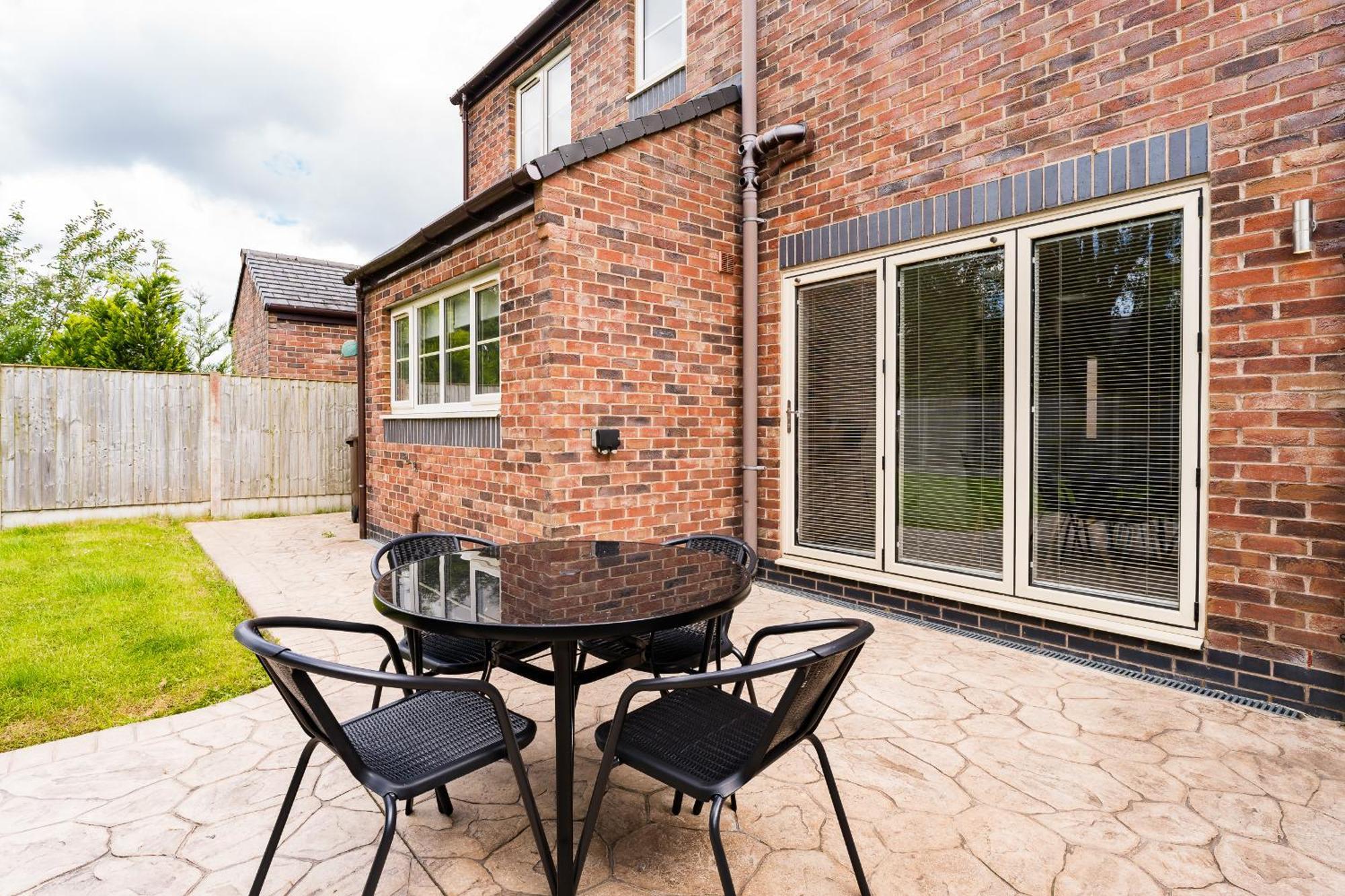 Brook Meadow House, 4 Bed House, Manchester Astley  ภายนอก รูปภาพ