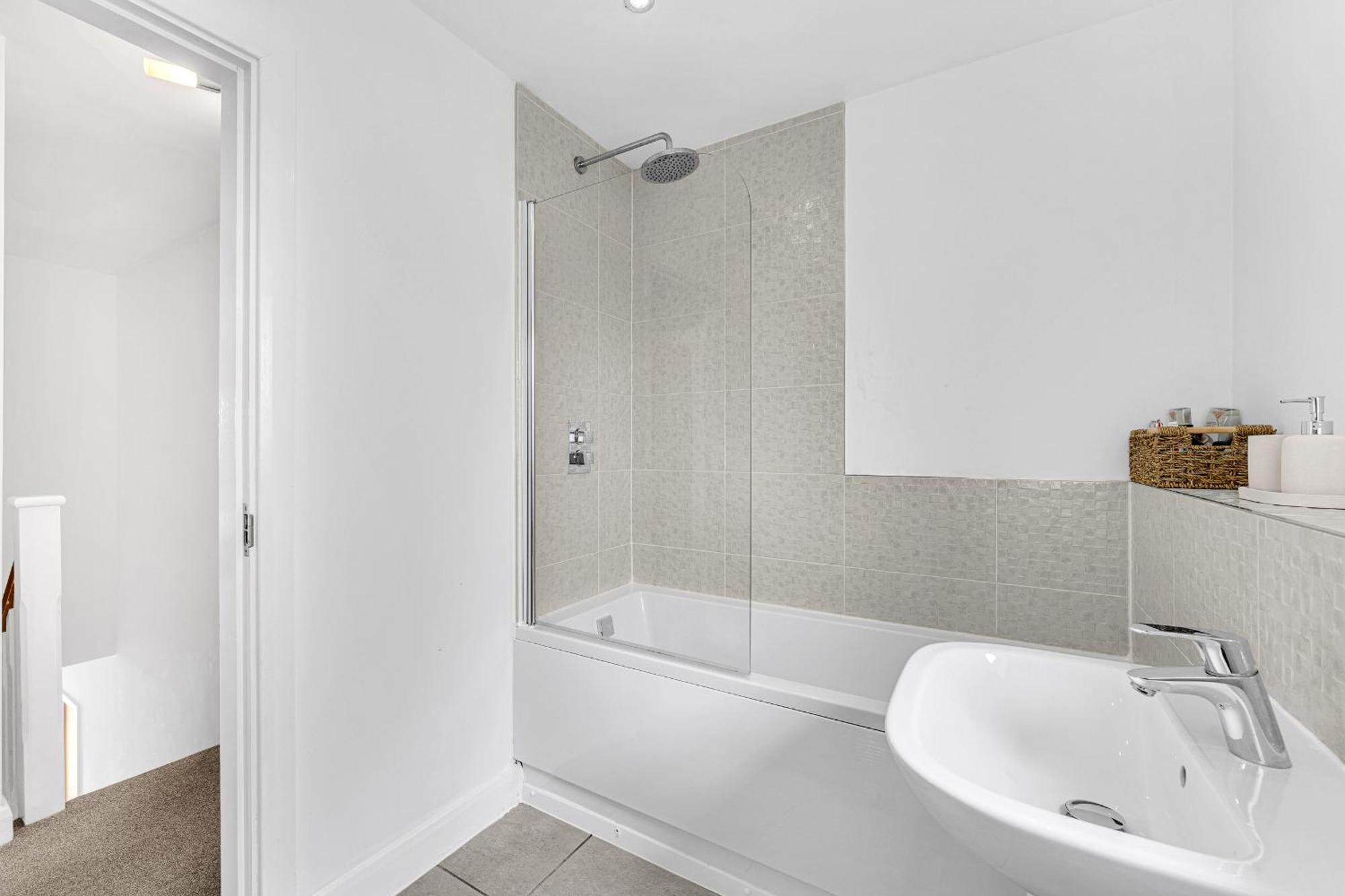 Brook Meadow House, 4 Bed House, Manchester Astley  ภายนอก รูปภาพ